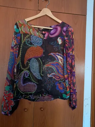 Blusa estampada multicolor