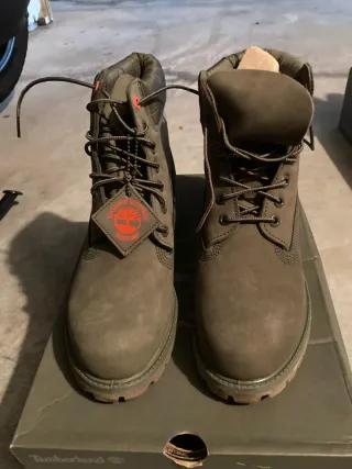 Stivaletti nuovi Timberland Uomo Verde Militare Tg