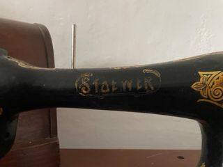 Macchina da cucire Stoewer anni '40 con mobile