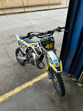 Husqvarna 65cc 2022 Motocross Blanca y Amarilla