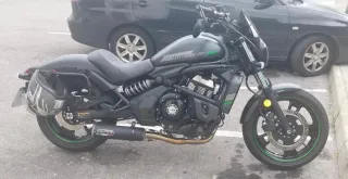 Kawasaki Vulcan S Negra y Verde