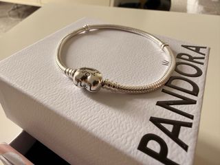 Pulsera Pandora con Charms