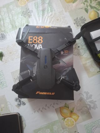 Dron E88 Nova con Cámara