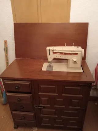 Máquina de coser Singer