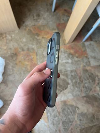 Funda Guess para iPhone