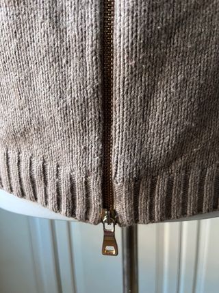 Maglione Moschino con zip e dettagli oro, taglia M