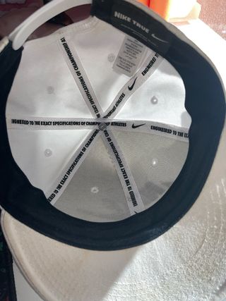 Gorra Nike Blanca Ajustable