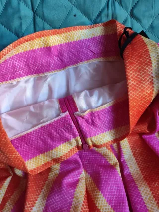 Lote Ropa Mujer: Blusa Verde, Faldas