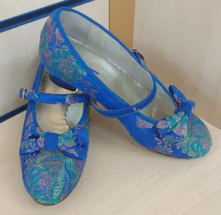 Falda Fallera Azul con Flores