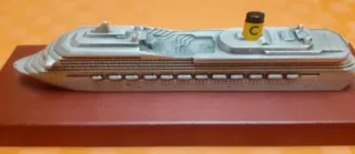 Modellino Nave Costa Mediterranea