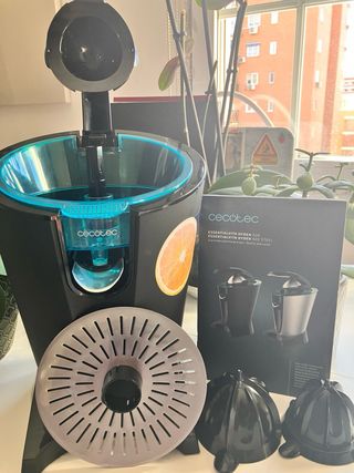 Cecotec Exprimidor EssentialVita