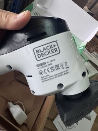 Lijadora Black & Decker Reviva 12V