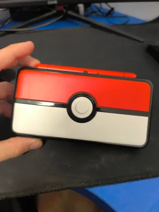Nintendo 2DS XL Edición limitada Pokémon