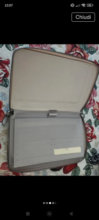 Portafoglio porta documenti e denaro beige