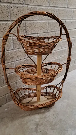 Cesta de mimbre grande de 3 niveles