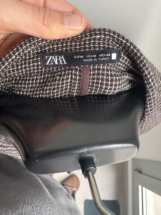 Americana Zara Marrón y Blanca Talla M