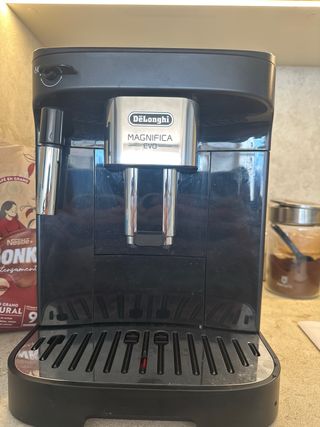 Cafetera DeLonghi Magnifica S Superautomática