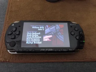 PSP Slim 2004 Nero + Killzone Liberation