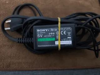 PSP Slim 2004 Nero + Killzone Liberation