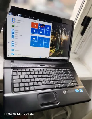 HP Compaq 610 Portatile 4GB RAM 120 GB