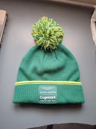 Gorro Aston Martin AMR Oficial