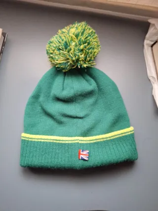 Gorro Aston Martin AMR Oficial