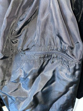 Chaqueta de terciopelo negro