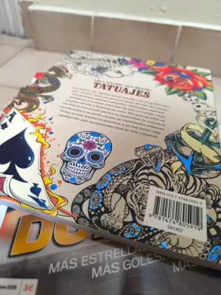 Libro tatuajes para colorear