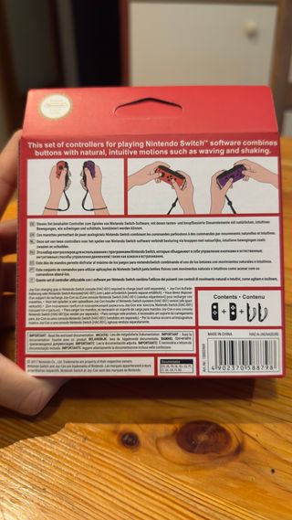 Joy-Con Nintendo Switch Morado y Rojo Pokémon