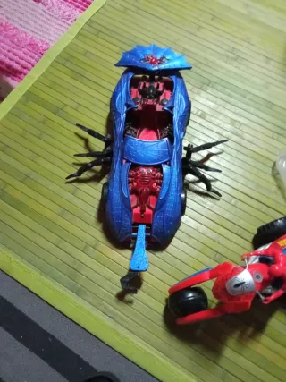 Lote Juguetes: Coche Azul y Moto Roja