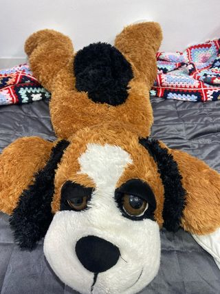 Peluche perro grande marrón y blanco