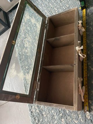 Scatola portaoggetti con vetro