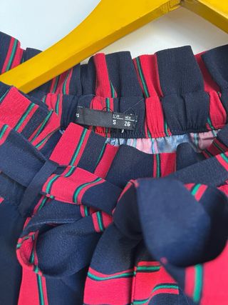 Pantalón rayas azul y rojo