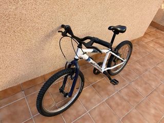 Bicicleta Rockrider ST120 Infantil