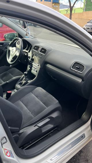 Volkswagen Golf VI 122cv TSI R-Line Xenon