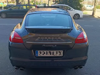 Porsche Panamera 2011