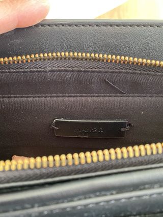 Bolso Negro Mango con cierre dorado