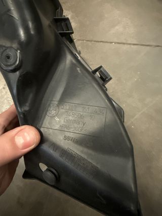 Canalizador radiador aceite BMW 335i E92