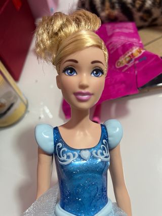 Lote de muñecas Disney Rapunzel y cenicienta