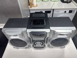 Mini Cadena Sony Plata