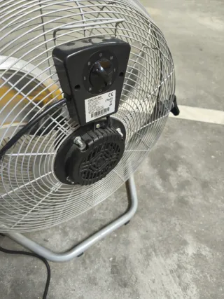 Ventilador Cecotec Metal e Plástico