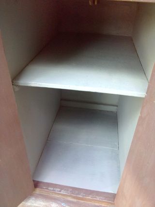 Mesita única extraordinaria antigua