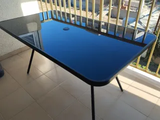 Mesa Exterior Cristal y Aluminio Negra