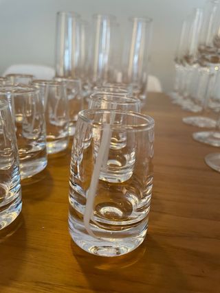 12 vasos de chupito con detalle