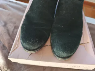 Botines de ante negro con cremallera