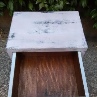 Mesita auxiliar vintage 4 cajones