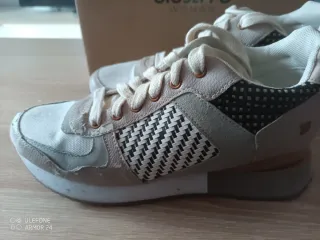 Zapatillas Gioseppo Beige y Gris