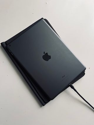 iPad 9ª Gen 64GB WiFi + Funda