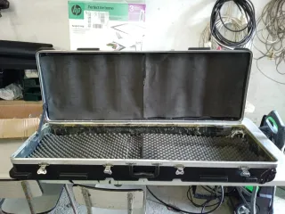 Valigia Flight Case per Tastiere, Chitarre, Bassi