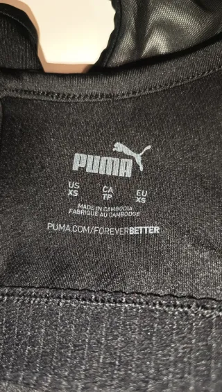 Top deportivo Puma negro nuevo